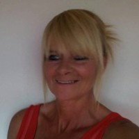 elizabeth earnshaw