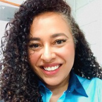 Raquel Santos Oliveira