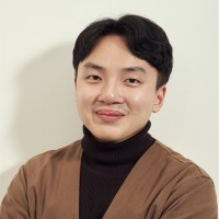 김규동