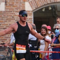 Yan Del Confetto