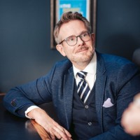Simon Marshall