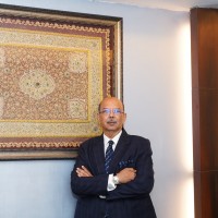 Shhyam R Singhania