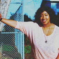 Mia McClain