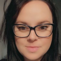 Naomi Wood