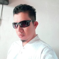 Raden Triana Sarkoro, SE., CGHNC, CHC, CNLPC.
