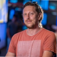 Yoav Shuster