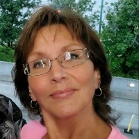 Laurie Rumer