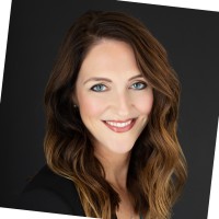 Sarah Milz, Cpa