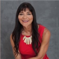 Susy Thomas