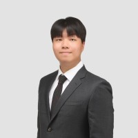 김창은
