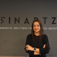 Özge Yıldırım