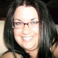 Jennifer Rowe
