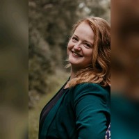 Nicole Hoving