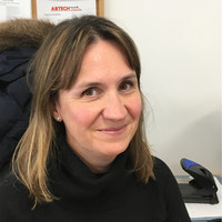Jo Hilton