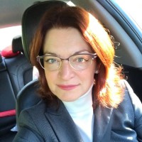 Elena Karlinskaya
