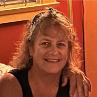 Ellen Hernandez