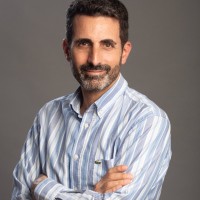 Oscar R.