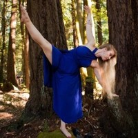 Amber Steele M.F.A.