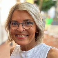 Ester Gaus📌