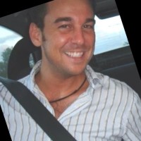 Iñaki León