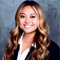 Janelle Flores