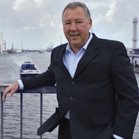 Massimiliano (Max) Valentino