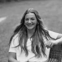 Makenna Steele