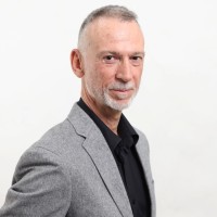 Gustavo Valente