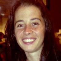 Ione De Larrechea