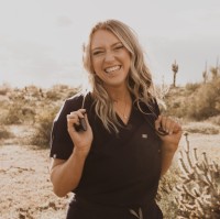 Mackenzie VanEck
