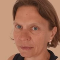Valérie Pères