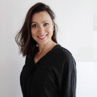 Esther Van Aanhout
