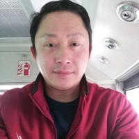 黄万国