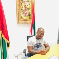 LUTHA KUSI AYARKWAH