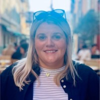 Rhian G Davies