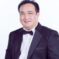 Richard J Tang