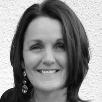 Julie Giles