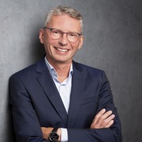 Bernd Scholz