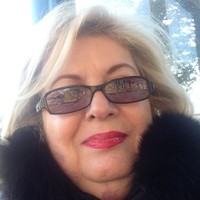 GLADYS FERRER