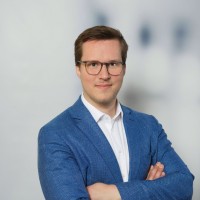 Dr. Julian Dlugosch