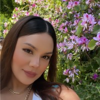 Elizabeth Flores