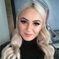 Zoe Richardson