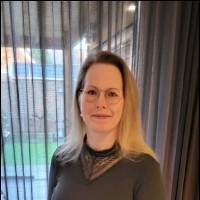 Tina Kluitenberg - Van Der Laan