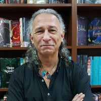 Mario Gelvez (escritor)