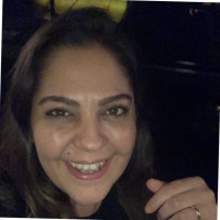 Esra Ekşi