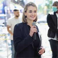 Anneli Retief