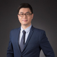 李竑斐
