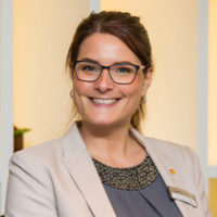 Stephanie Zelmer