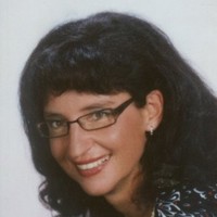 Miranda Groff-Ferjančič