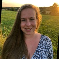 Moniek V B